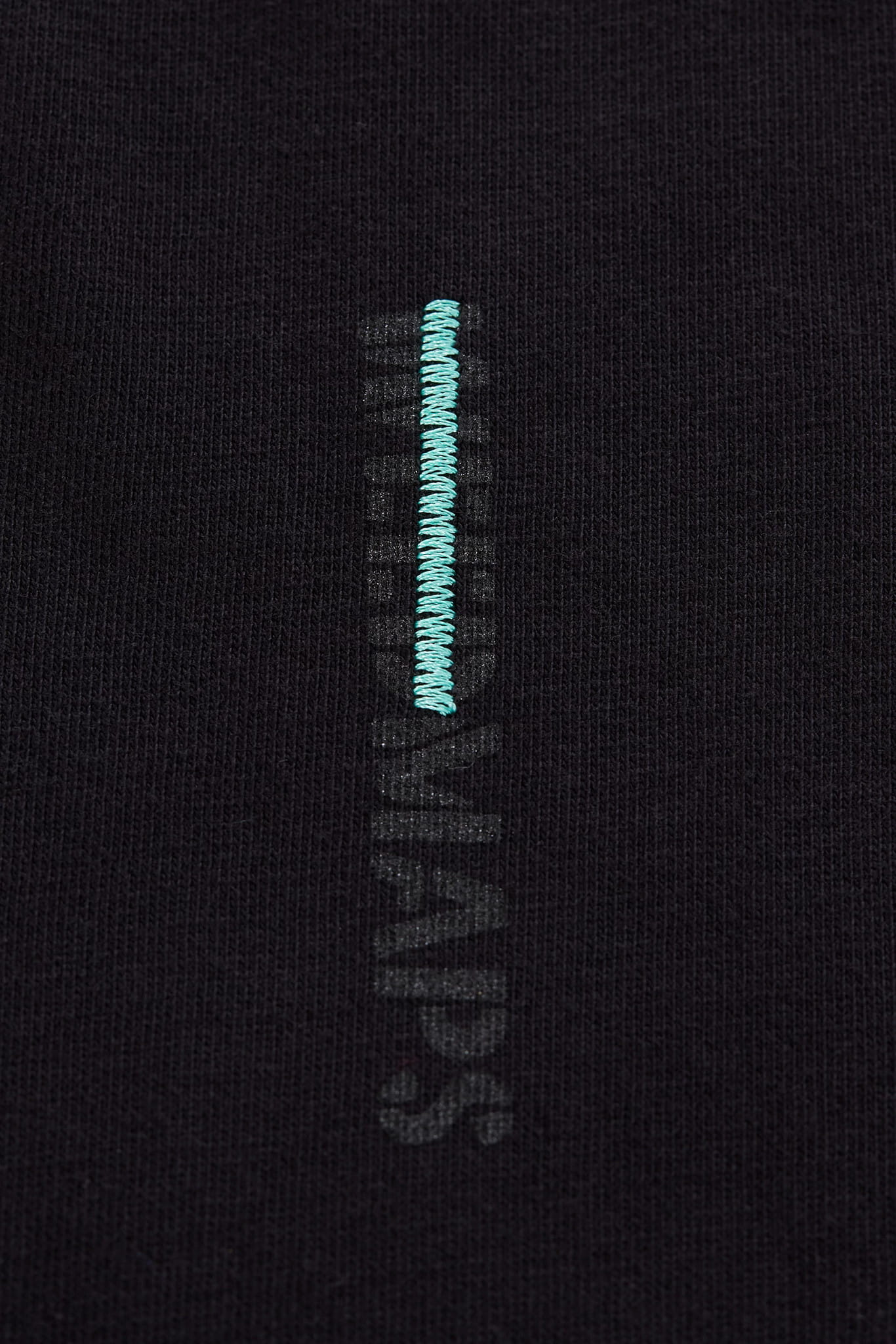 Torn S/S Tee